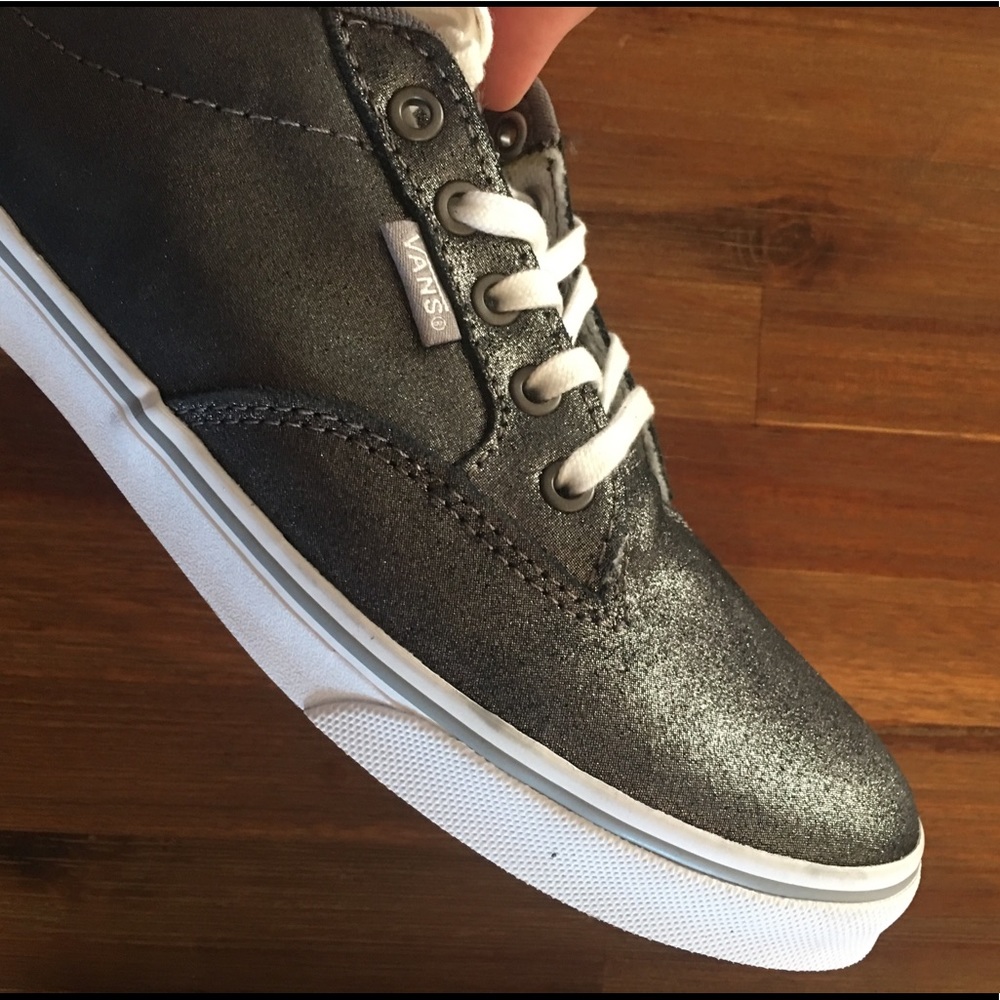 Vans NWOT Shimmer charcoal shoes, women’s size 8